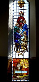 Kirchenfenster zur biblischen Geschichte