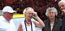 Taxifahrer Josef erklärt die Landschaft auf der Rundfahrt über Madeira